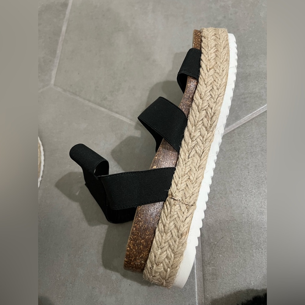 Steve Madden Jacklin Sandal - Picture 7 of 10